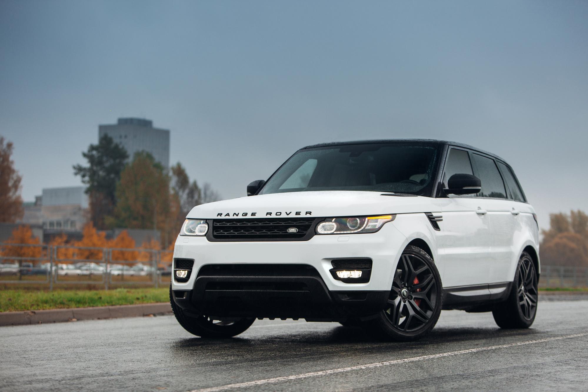 range rover SVR